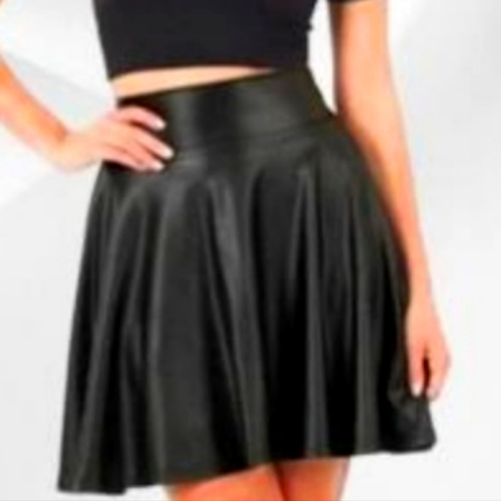 ZENANA FAUX LEATHER MINI SKIRT